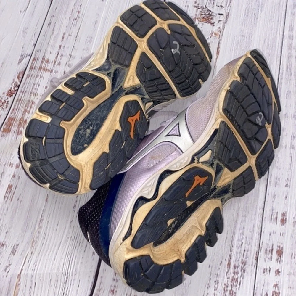 MIZUNO wave inspire 15 tennis shoes size 7 1/2